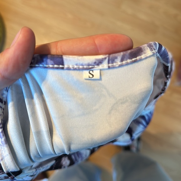 Flower Dress - Picture 4 of 4